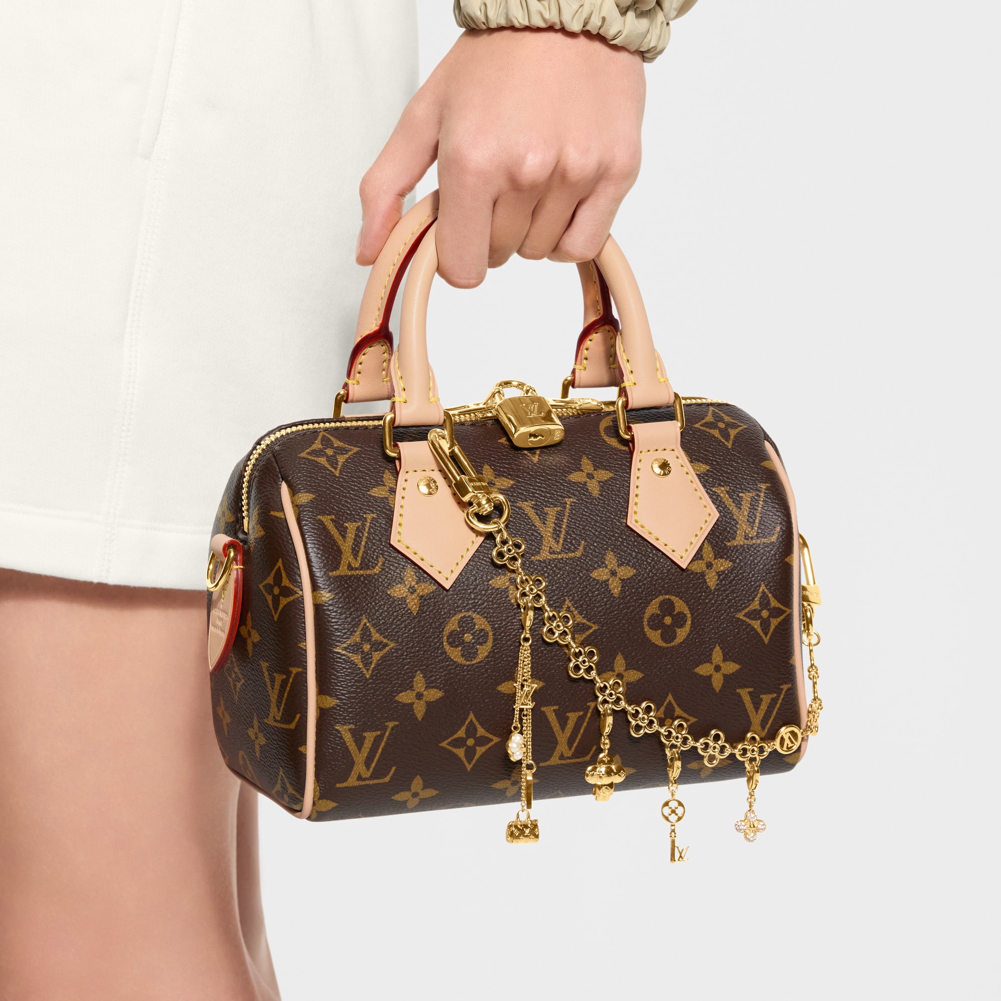 Mini Vivenne Dore LV Charm S00 - Women - New In Women | LOUIS